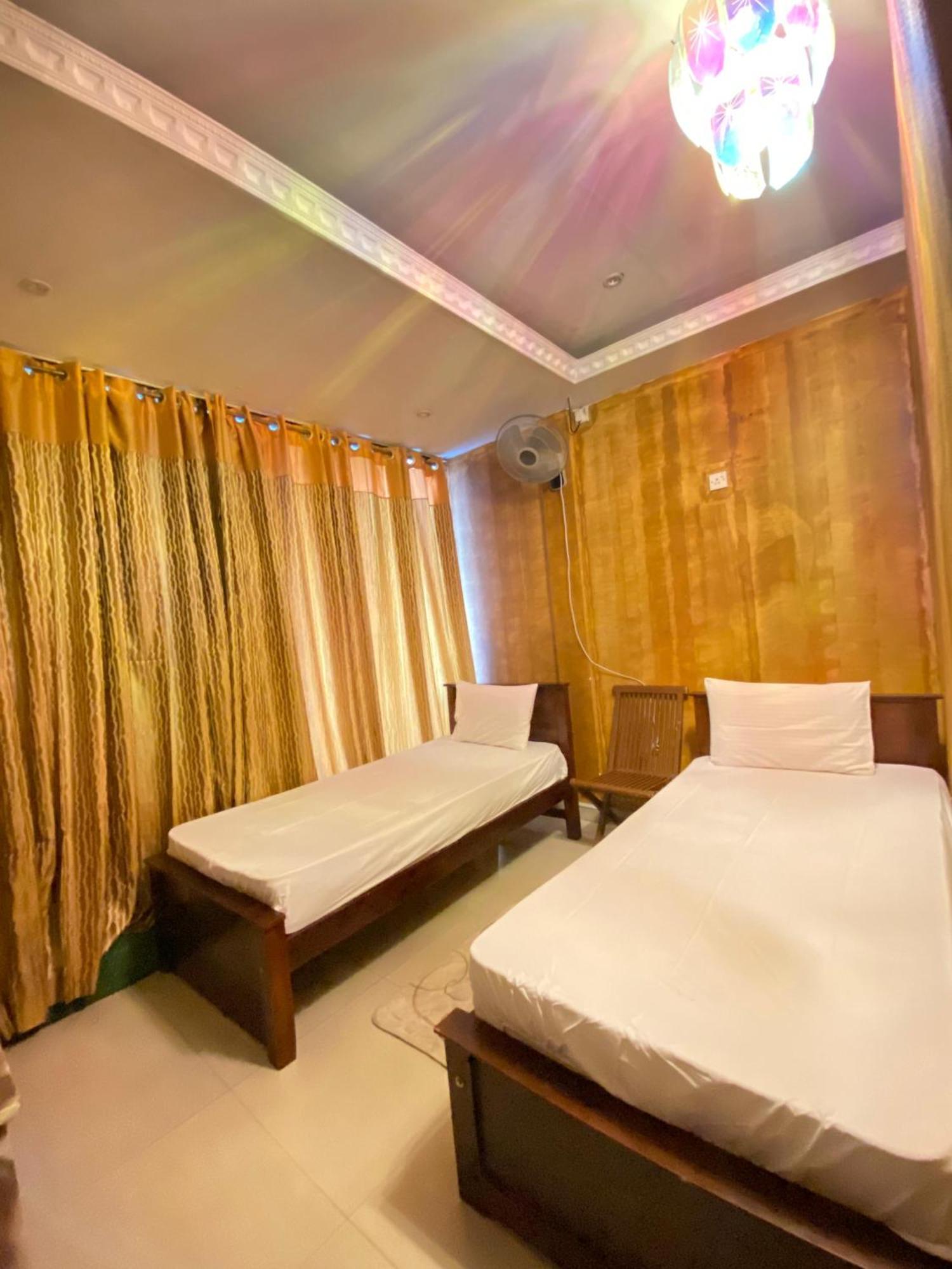 Airport City Hotel Katunayaka Bagian luar foto